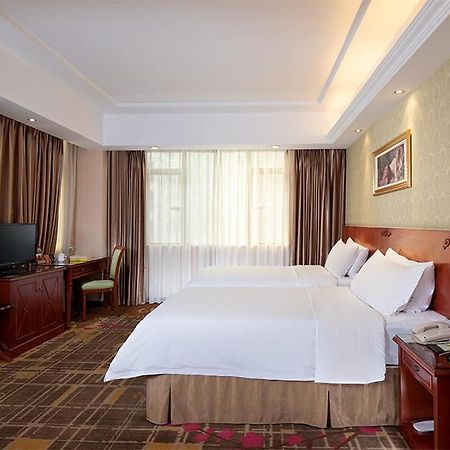 Vienna Hotel Dongguan Hou street Wanda Plaza Buitenkant foto