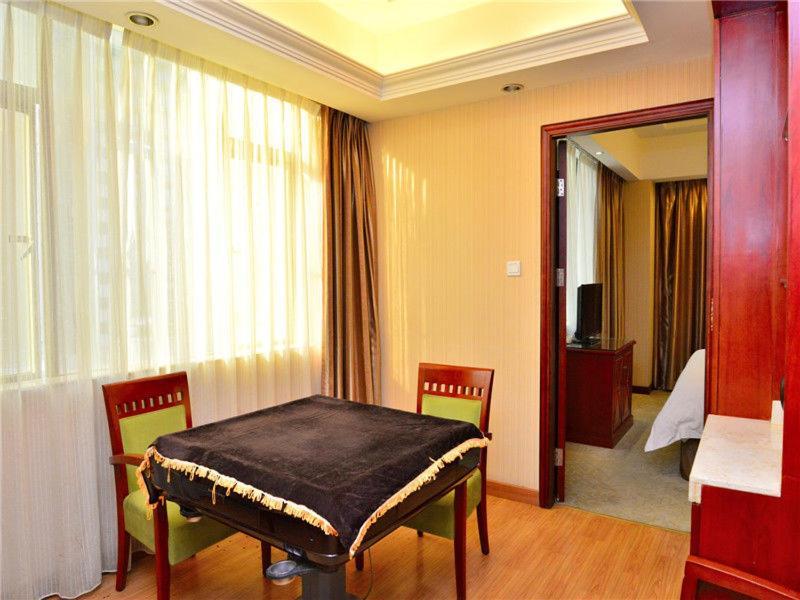 Vienna Hotel Dongguan Hou street Wanda Plaza Buitenkant foto